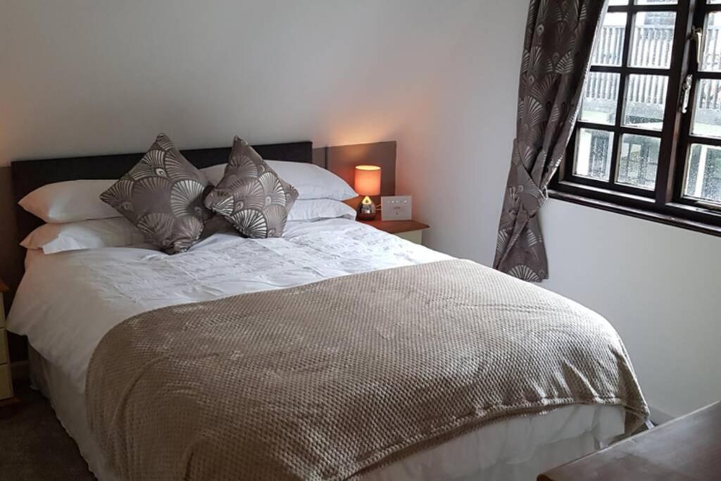 20 Tudor Court " Four Star Aa Accommodation" Hayle Exterior photo